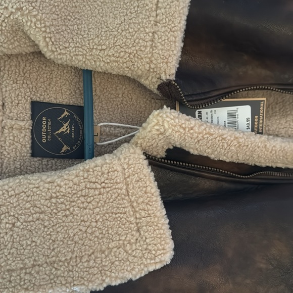 NWT! Leather and Faux Fur Zipper Vest Western - Picture 2 of 6